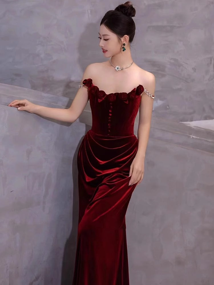 The Claret Velvet Engagement Dress - Detail 4